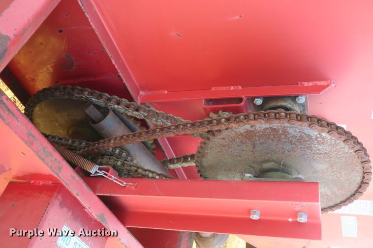 image for item DB10138 Gehl 7190 silage wagon