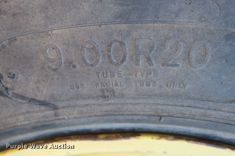 image for item DB10138 Gehl 7190 silage wagon