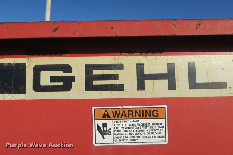 image for item DB10138 Gehl 7190 silage wagon