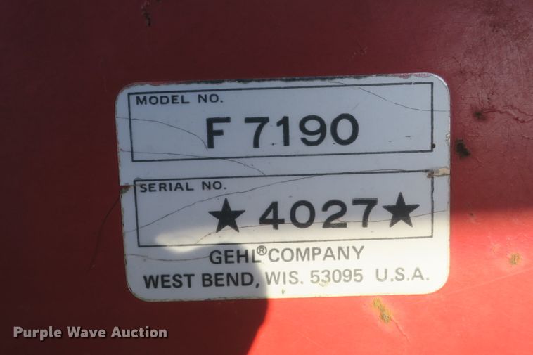 image for item DB10138 Gehl 7190 silage wagon