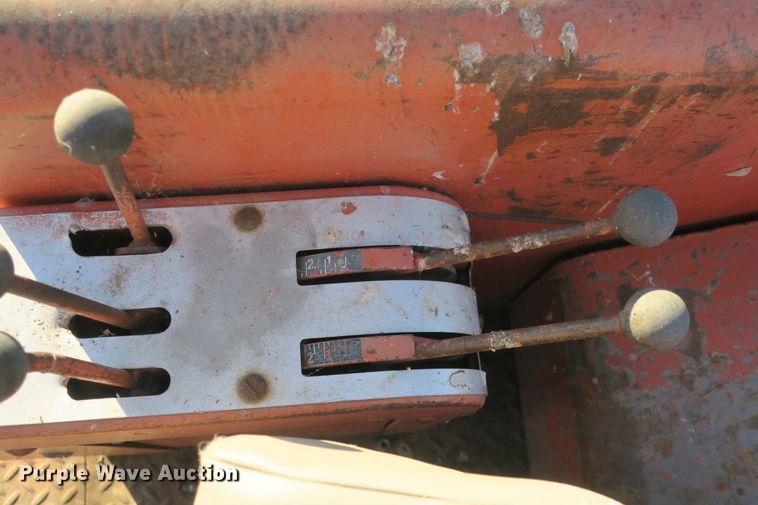 image for item DB10139 Allis Chalmers 190XT tractor