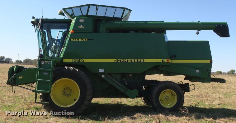 image for item DB10140 1998 John Deere 9510 combine
