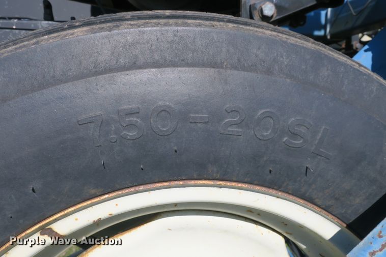 image for item DB10141 Kinze 2600 no-till split row planter