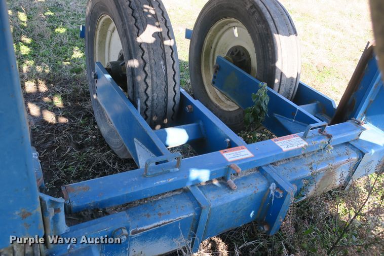 image for item DB10141 Kinze 2600 no-till split row planter