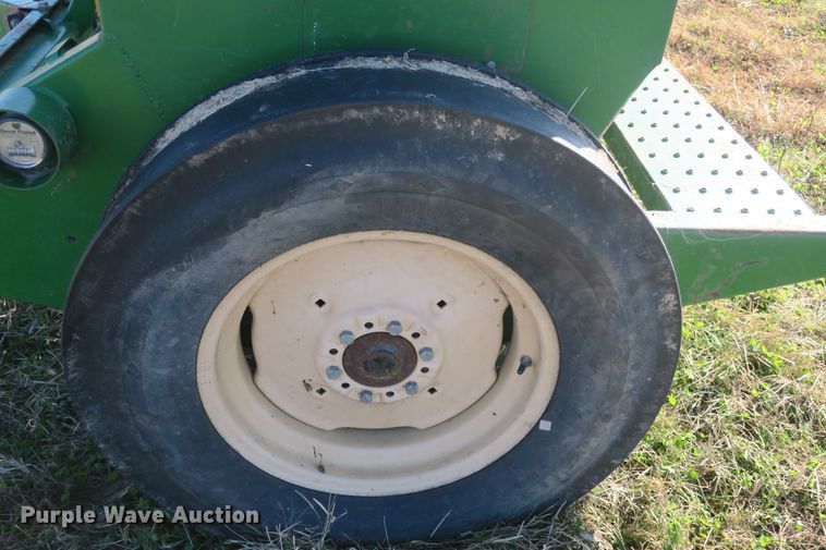 image for item DB10142 Great Plains Solid Stand 13 grain drill