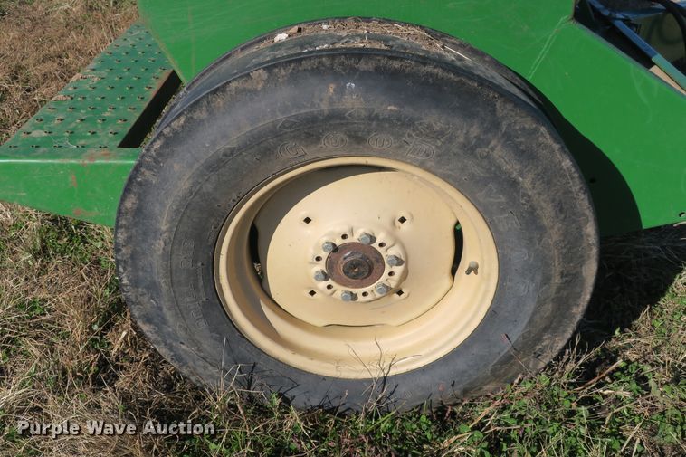 image for item DB10142 Great Plains Solid Stand 13 grain drill