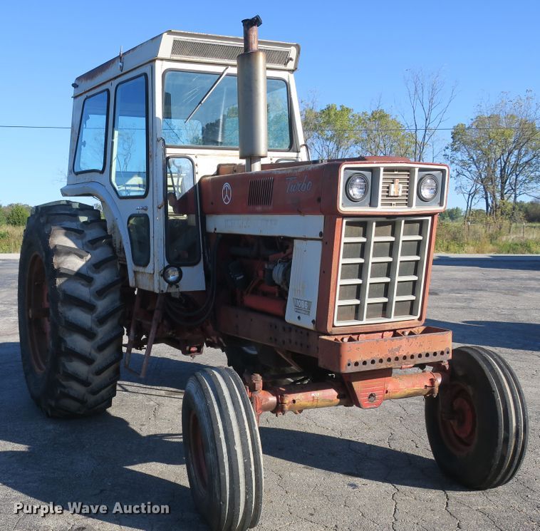 image for item DB10169 International 1066 tractor