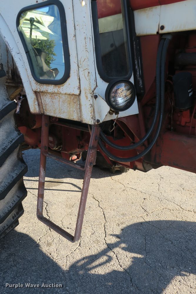 image for item DB10169 International 1066 tractor