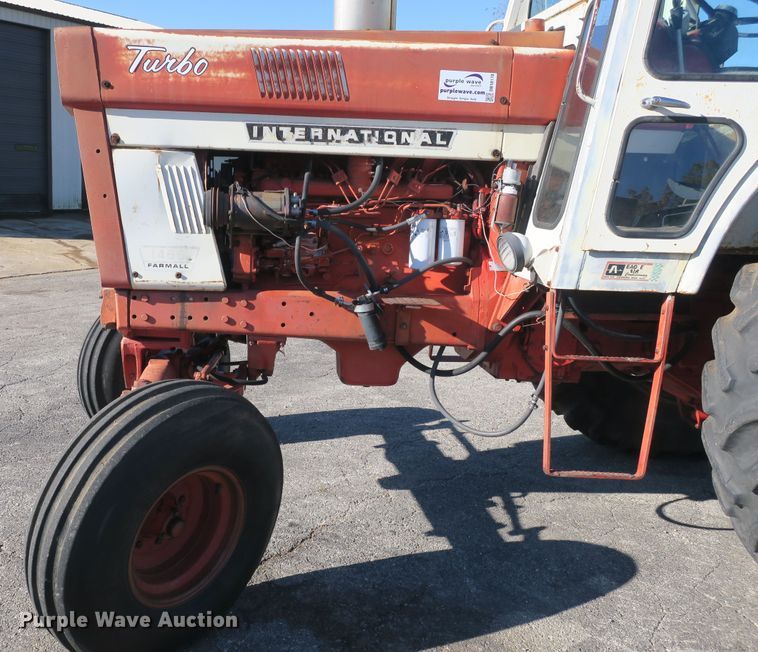 image for item DB10170 International 1466 tractor