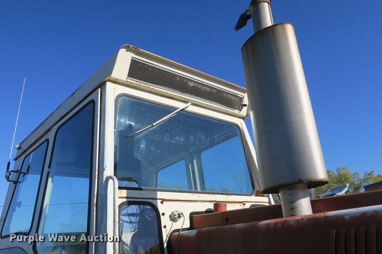 image for item DB10170 International 1466 tractor