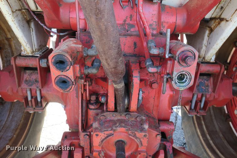 image for item DB10170 International 1466 tractor