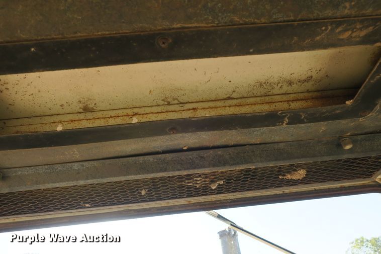 image for item DB10170 International 1466 tractor