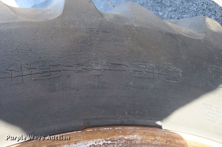 image for item DB10170 International 1466 tractor