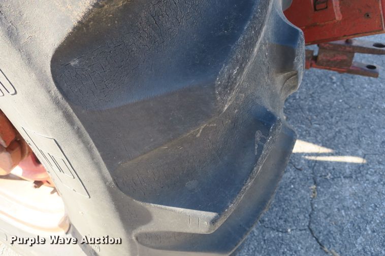 image for item DB10170 International 1466 tractor