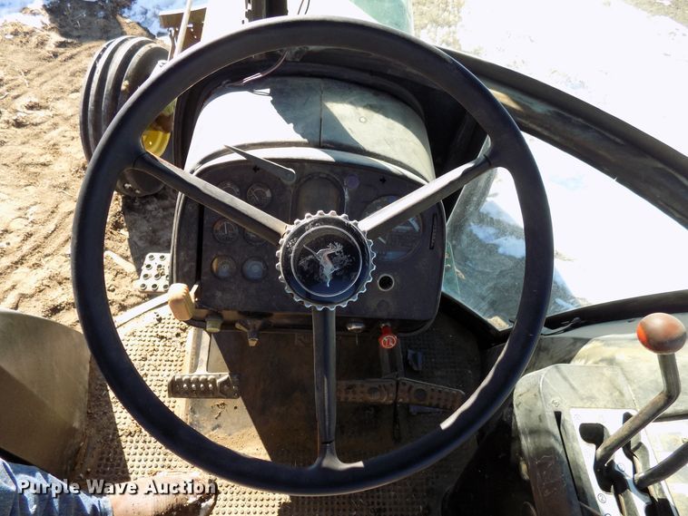 image for item DD6050 1975 John Deere 4430 tractor