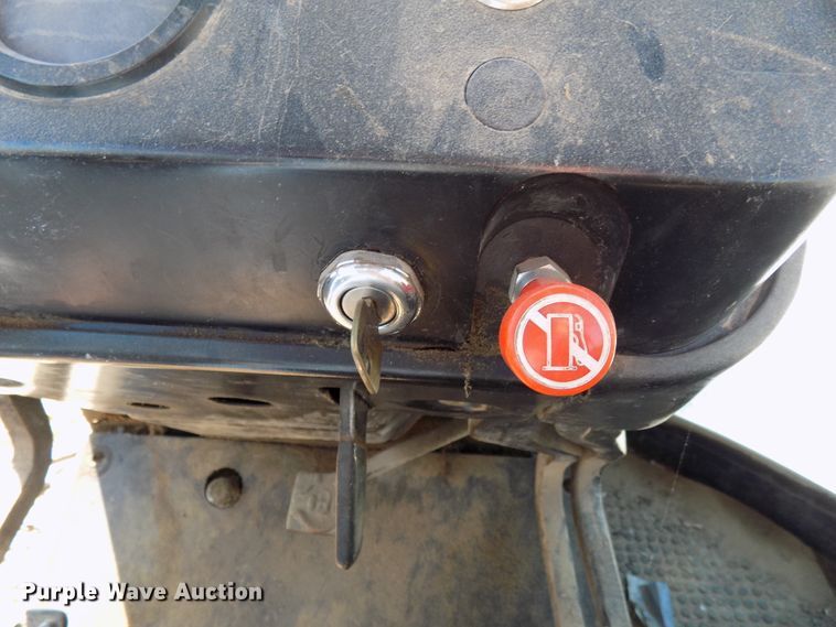 image for item DD6050 1975 John Deere 4430 tractor