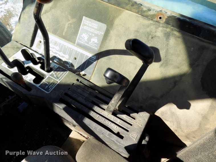 image for item DD6050 1975 John Deere 4430 tractor