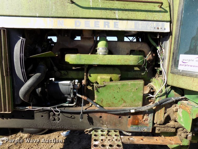 image for item DD6050 1975 John Deere 4430 tractor