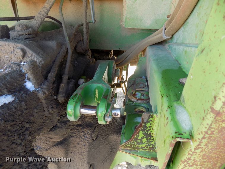 image for item DD6050 1975 John Deere 4430 tractor