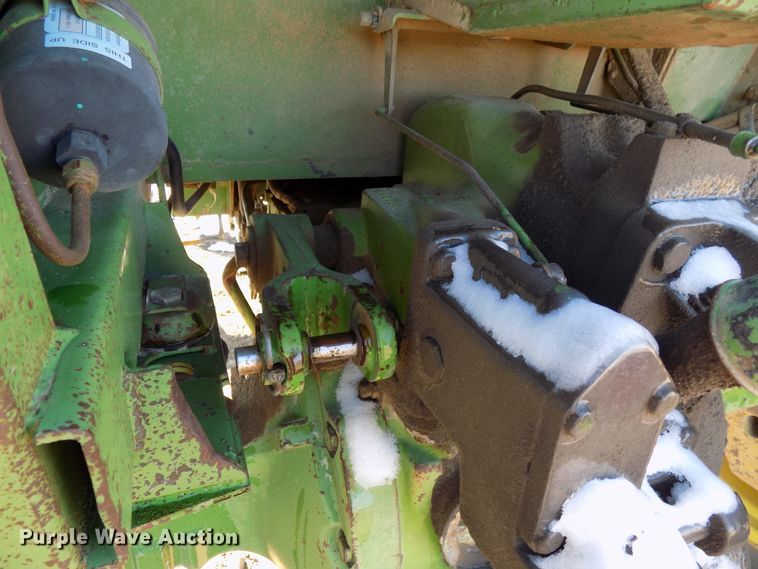 image for item DD6050 1975 John Deere 4430 tractor