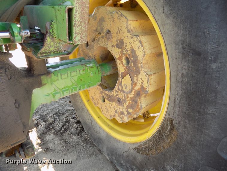 image for item DD6050 1975 John Deere 4430 tractor