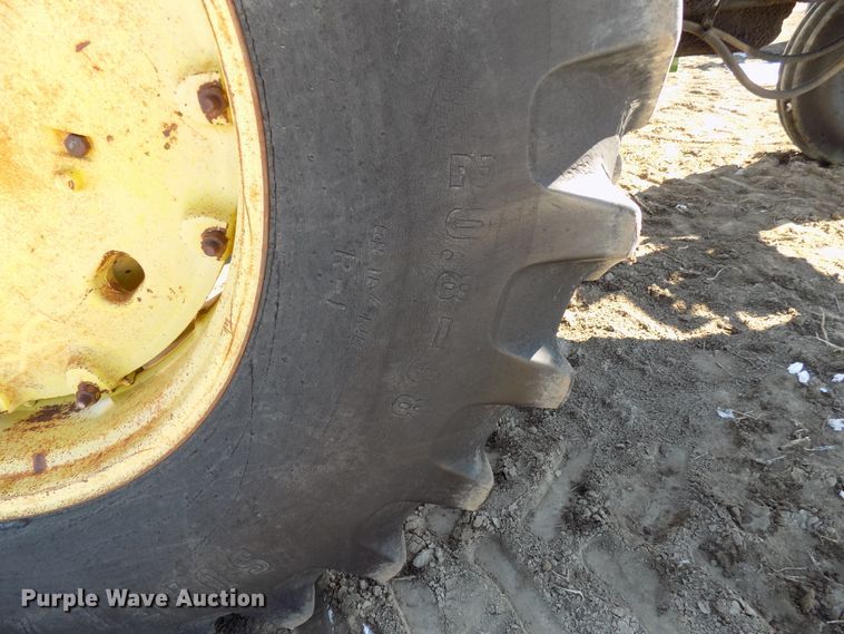 image for item DD6050 1975 John Deere 4430 tractor