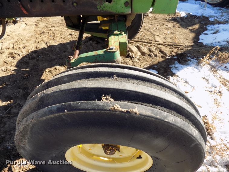 image for item DD6050 1975 John Deere 4430 tractor