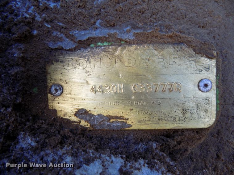 image for item DD6050 1975 John Deere 4430 tractor