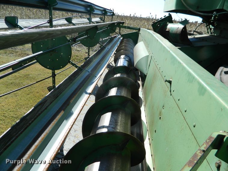 image for item DE4357 John Deere 105 combine