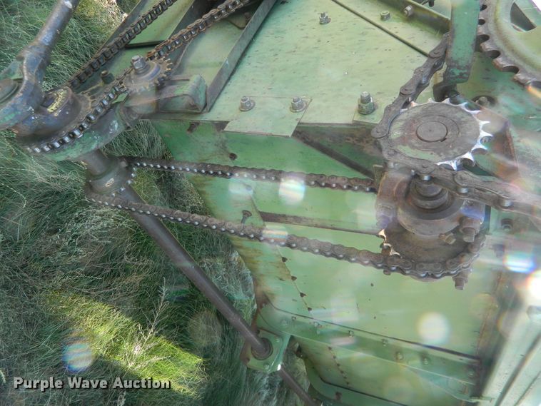 image for item DE4357 John Deere 105 combine