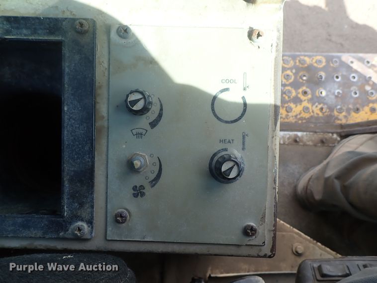 image for item DE5528 1988 John Deere 544E wheel loader