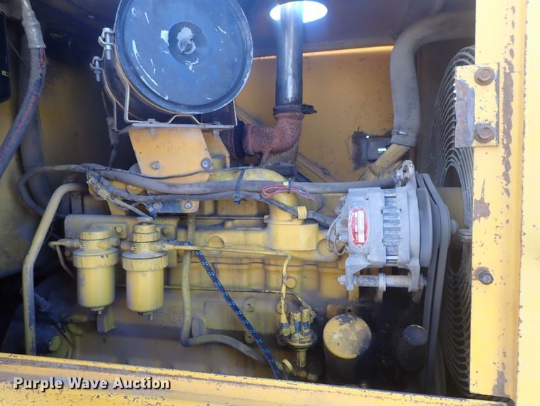 image for item DE5528 1988 John Deere 544E wheel loader