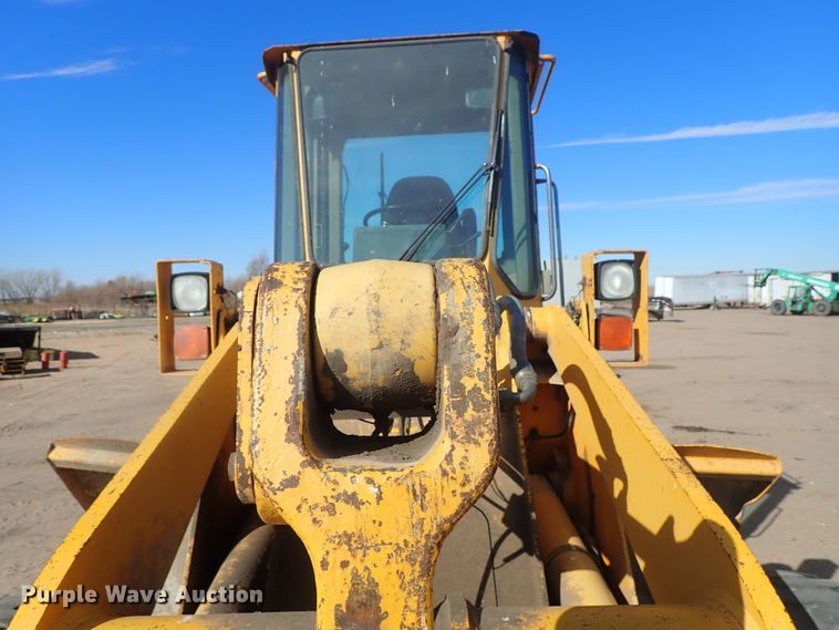 image for item DE5528 1988 John Deere 544E wheel loader