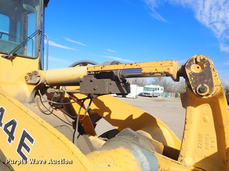 image for item DE5528 1988 John Deere 544E wheel loader