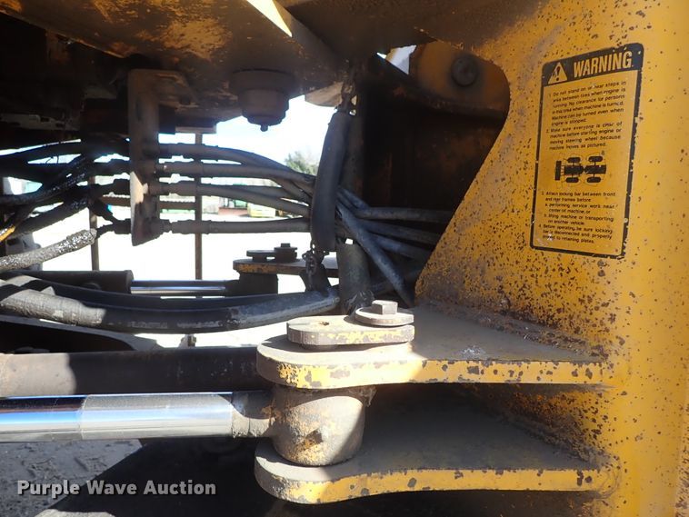 image for item DE5528 1988 John Deere 544E wheel loader