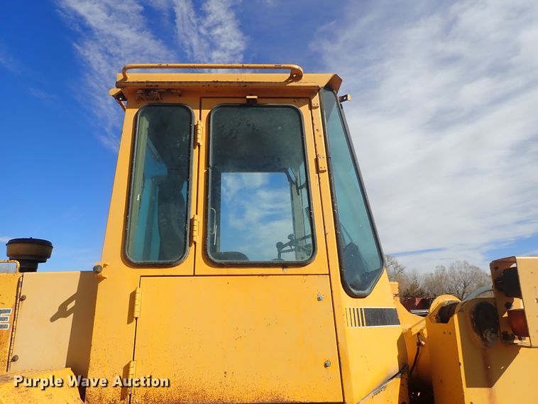 image for item DE5528 1988 John Deere 544E wheel loader