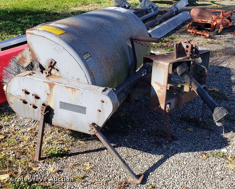 image for item DG8809 Sweepster broom