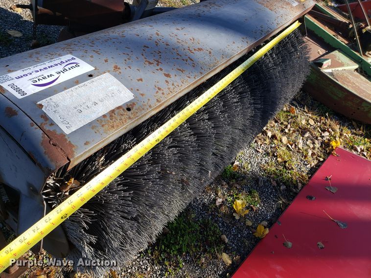 image for item DG8809 Sweepster broom