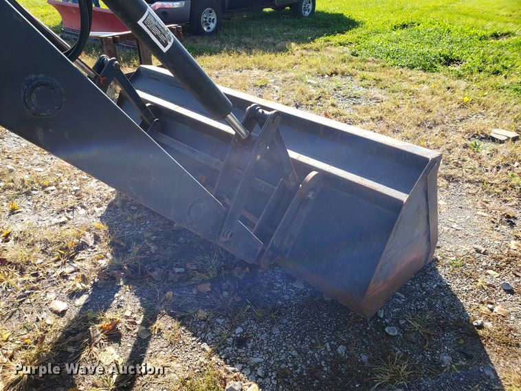 image for item DG8812 1993 AGCO 7600 MFWD tractor