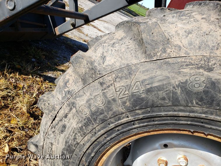 image for item DG8812 1993 AGCO 7600 MFWD tractor