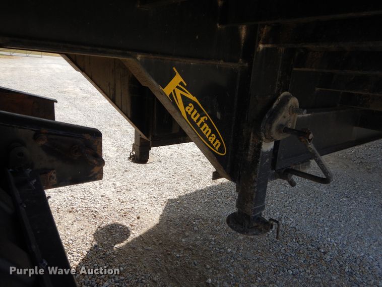 image for item DH2193 2006 Kaufman drop deck equipment trailer