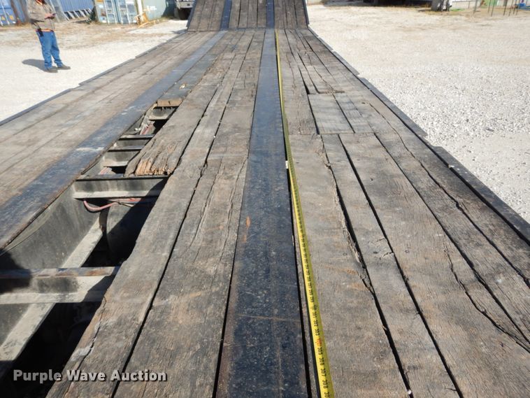 image for item DH2193 2006 Kaufman drop deck equipment trailer