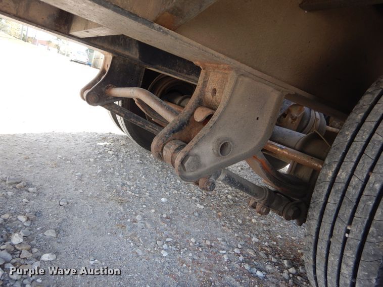 image for item DH2193 2006 Kaufman drop deck equipment trailer