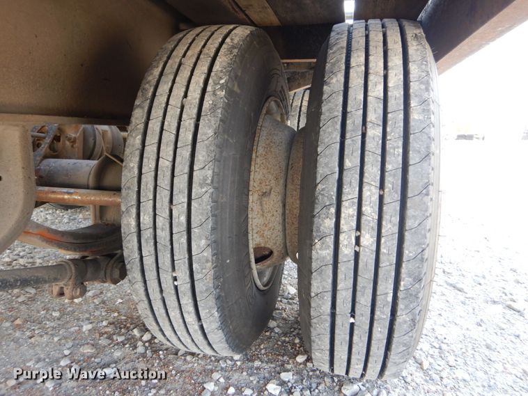 image for item DH2193 2006 Kaufman drop deck equipment trailer