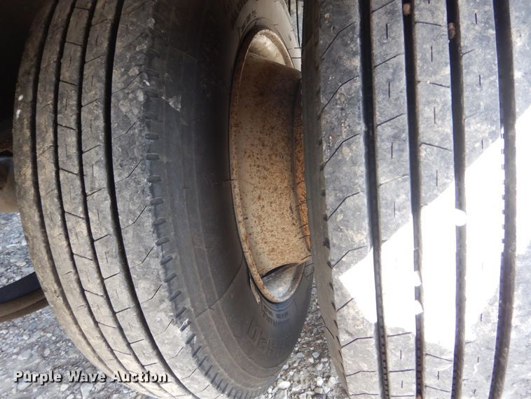 image for item DH2193 2006 Kaufman drop deck equipment trailer