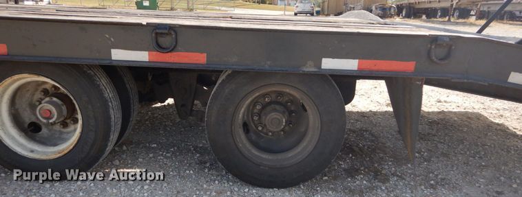 image for item DH2193 2006 Kaufman drop deck equipment trailer