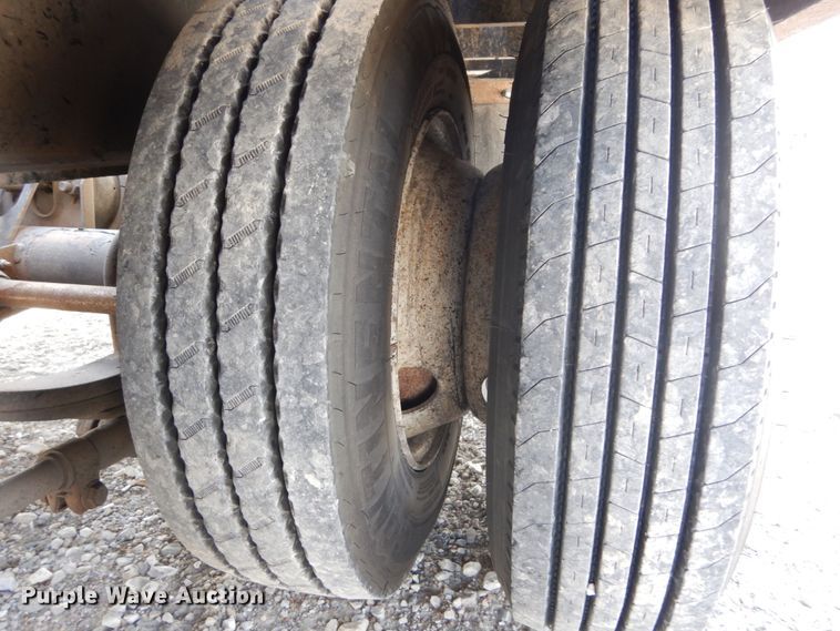 image for item DH2193 2006 Kaufman drop deck equipment trailer