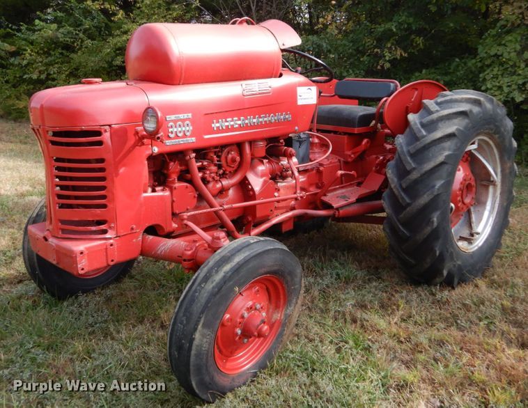 image for item DH2198 1956 International Utility 300 tractor