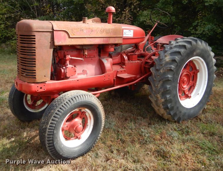 image for item DH2199 (2) International W6 tractors