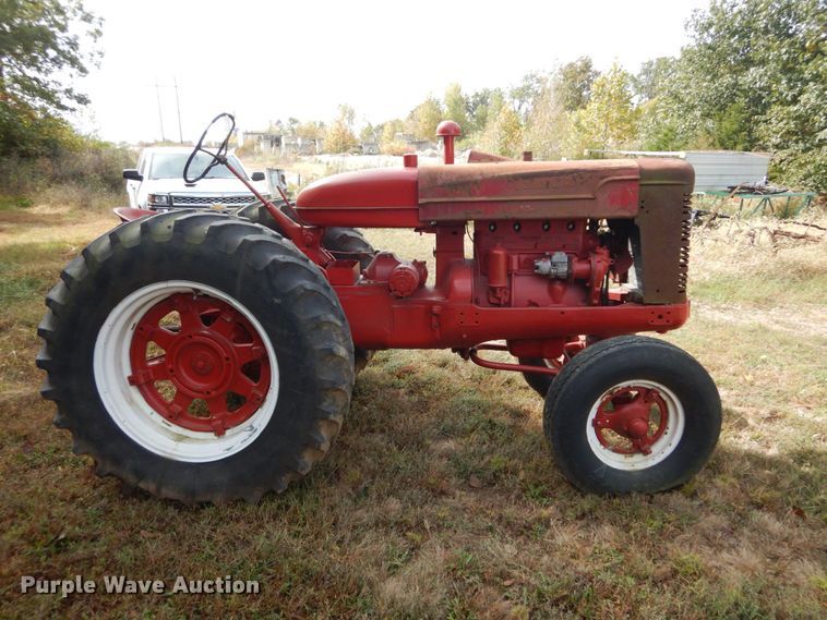 image for item DH2199 (2) International W6 tractors